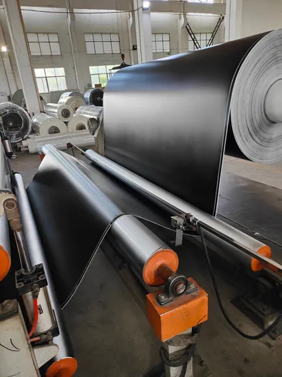 Factory Custom Corrugated Flexible PVC Special Airport Green Cleat Sidewall Rubber Transmission Belt Glossy Top Conveyor Belt